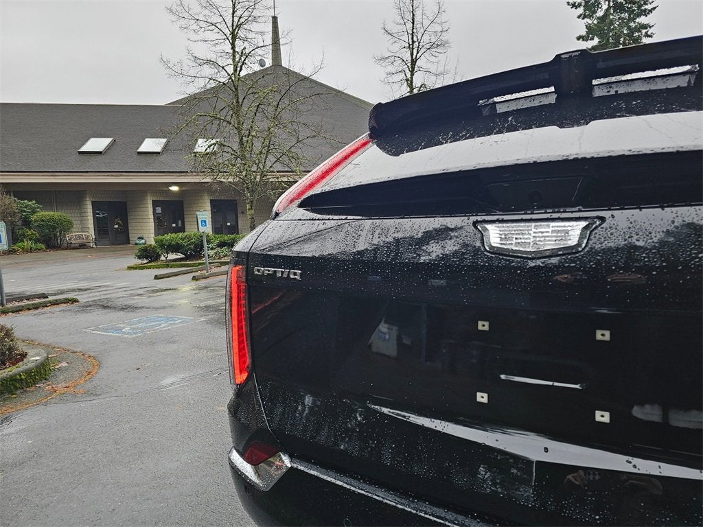 2026 Cadillac OPTIQ Premium Luxury