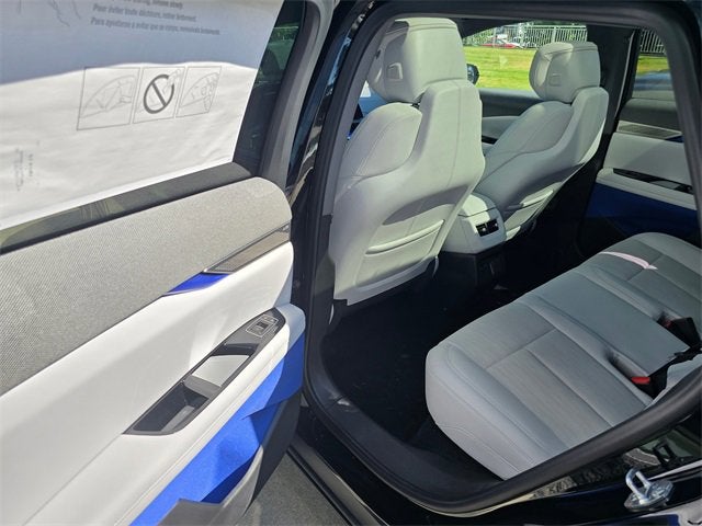 2025 Cadillac OPTIQ Luxury 2