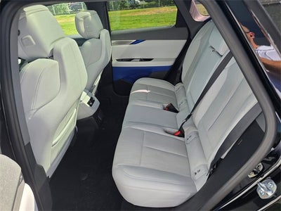 2025 Cadillac OPTIQ Luxury 2