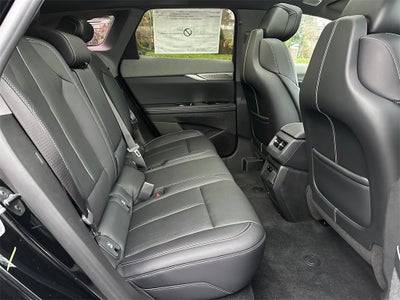 2025 Cadillac OPTIQ Luxury 2
