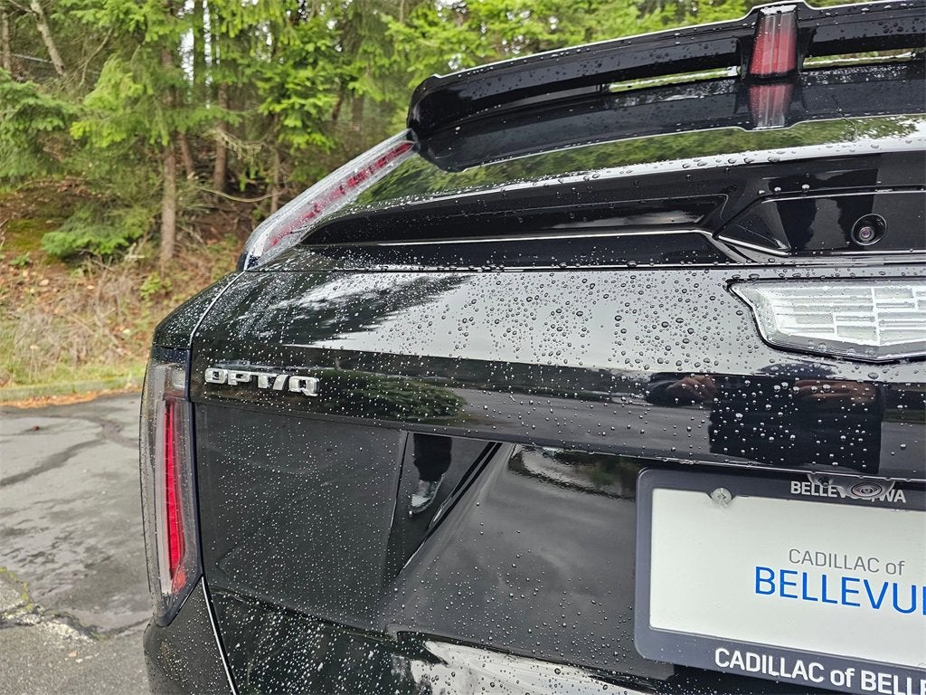 2026 Cadillac OPTIQ Premium Sport