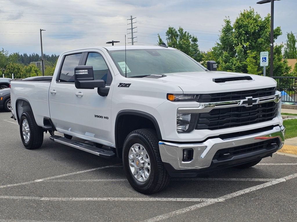 2026 Chevrolet Silverado 3500 HD LT