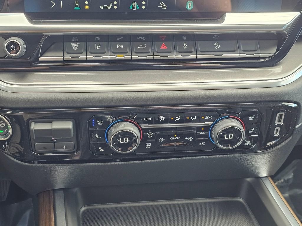 2026 Chevrolet Silverado 3500 HD High Country