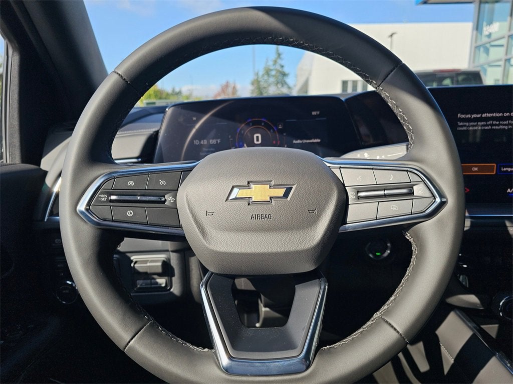 2025 Chevrolet Suburban LS