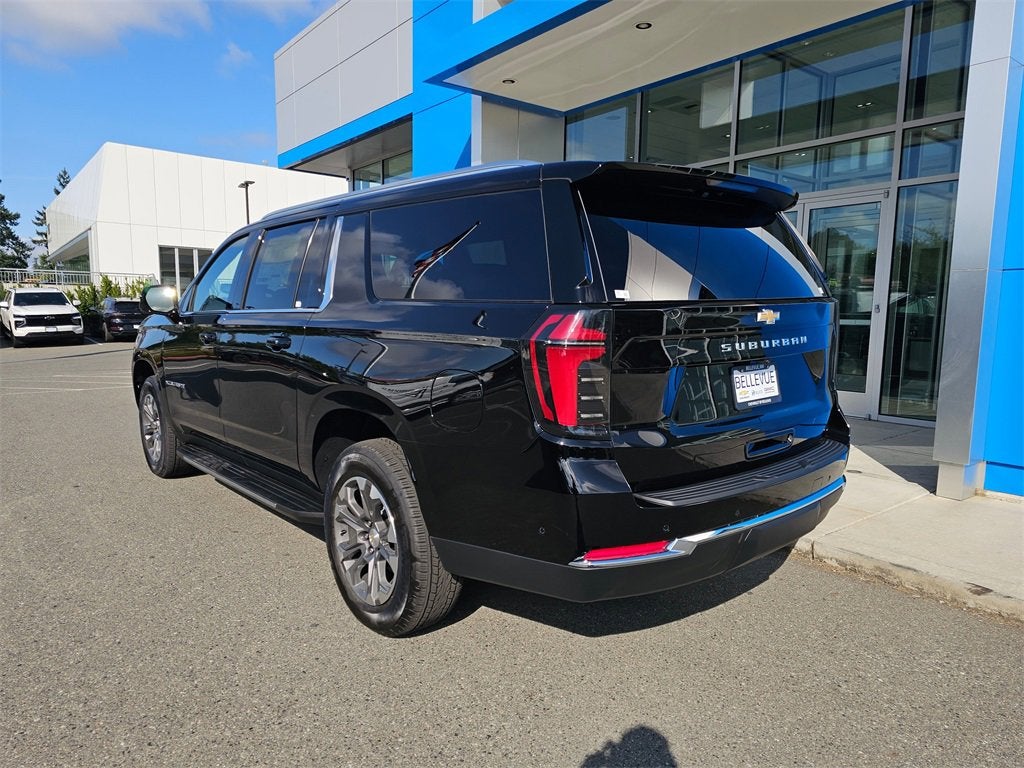 2025 Chevrolet Suburban LS