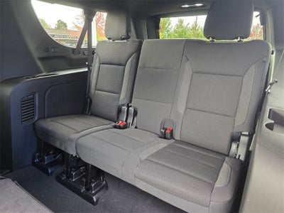 2025 Chevrolet Suburban LS