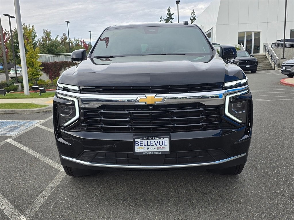 2025 Chevrolet Suburban LS