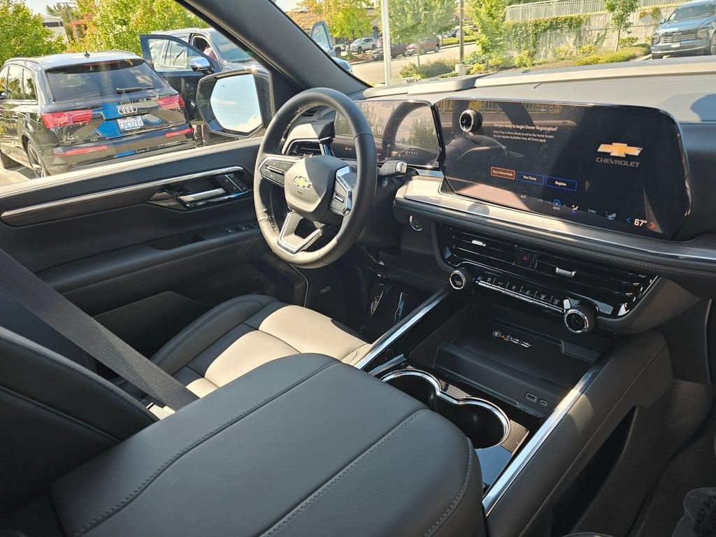 2026 Chevrolet Suburban LT