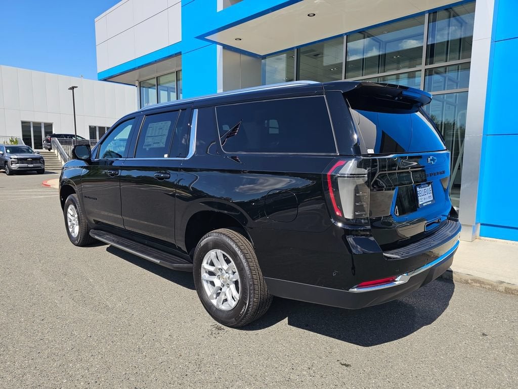 2026 Chevrolet Suburban LT