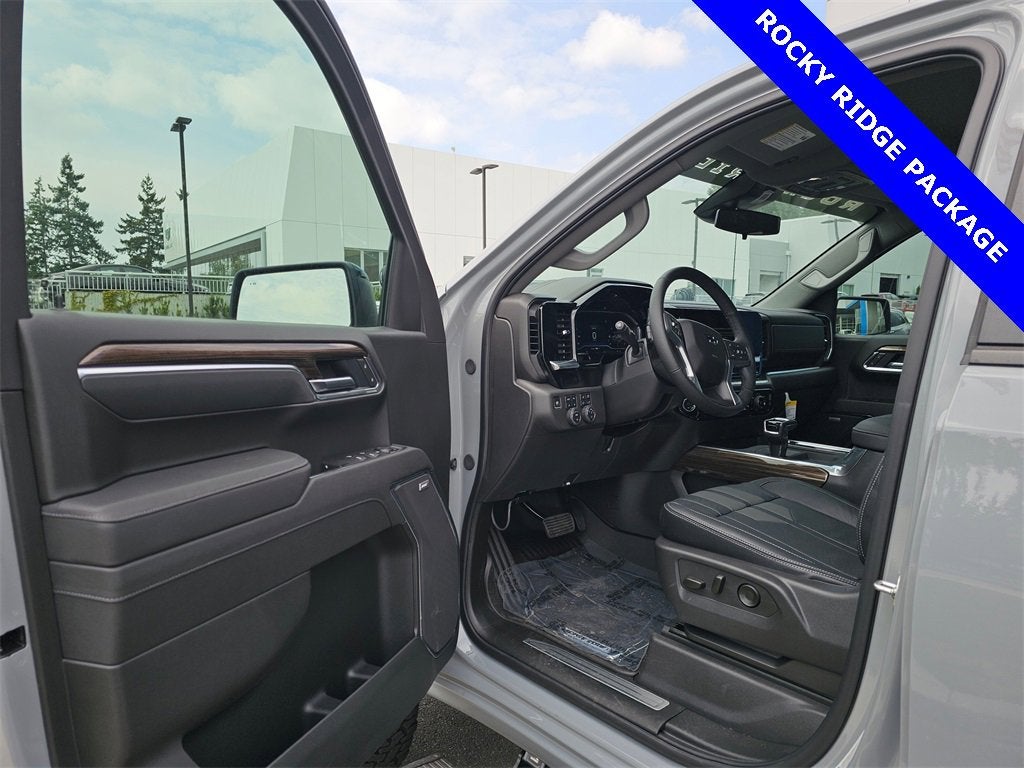 2025 Chevrolet Silverado 1500 RST