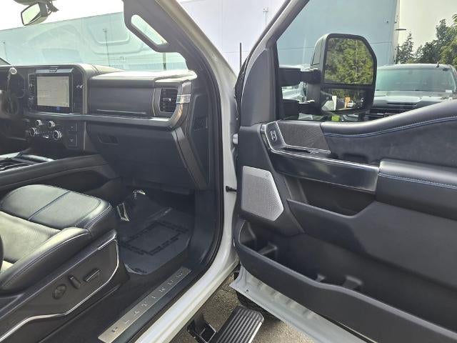 2025 Ford Super Duty F-350 SRW XL