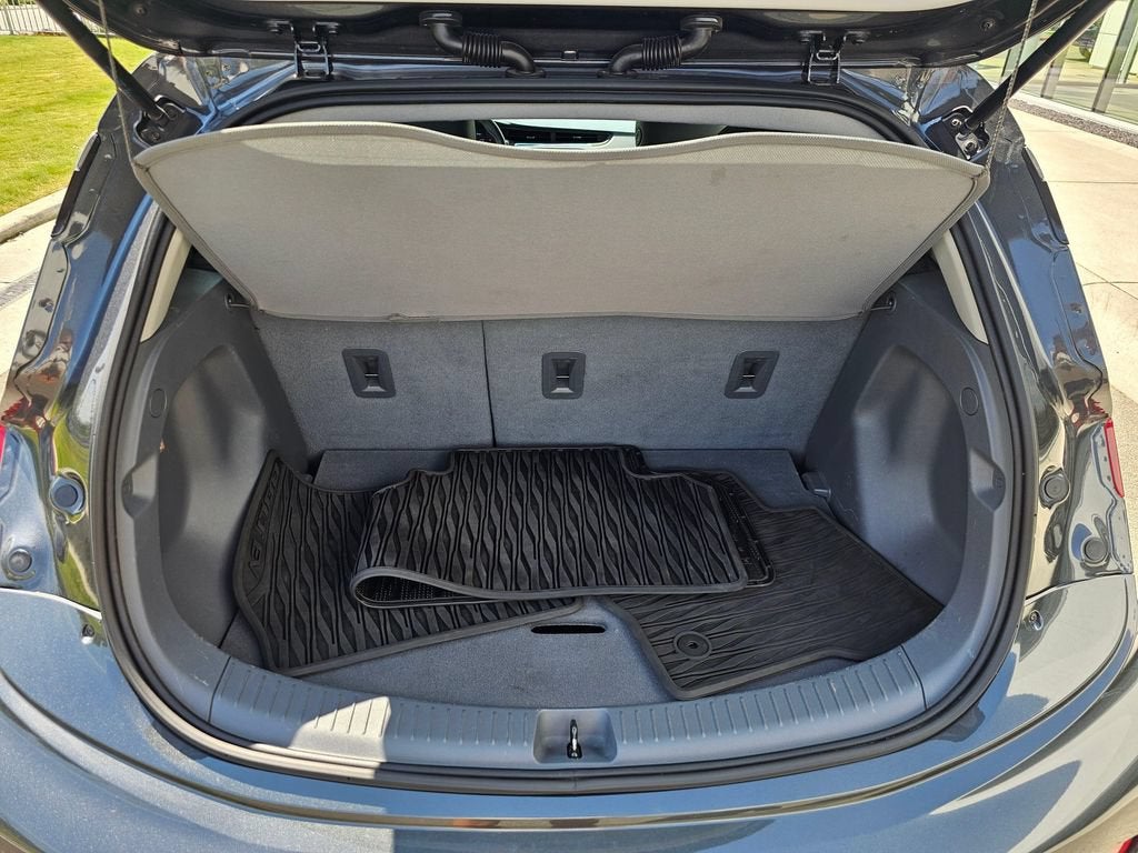 2017 Chevrolet Bolt EV Base