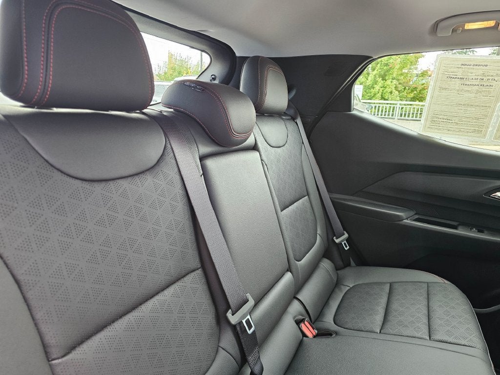 2027 Chevrolet Bolt Base