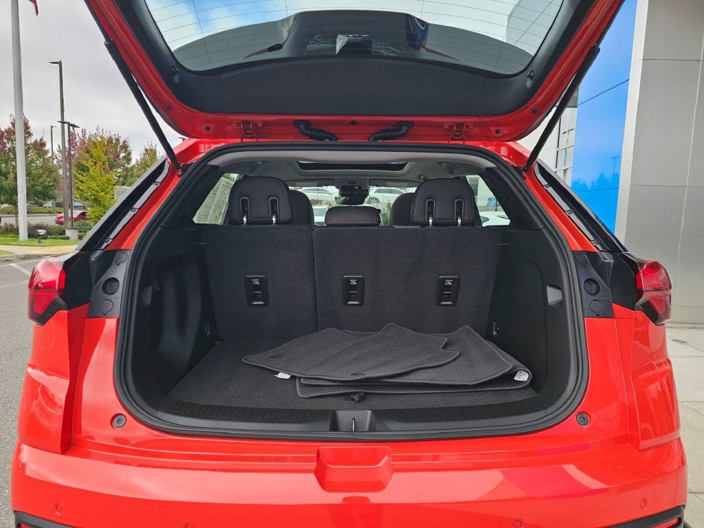 2027 Chevrolet Bolt Base