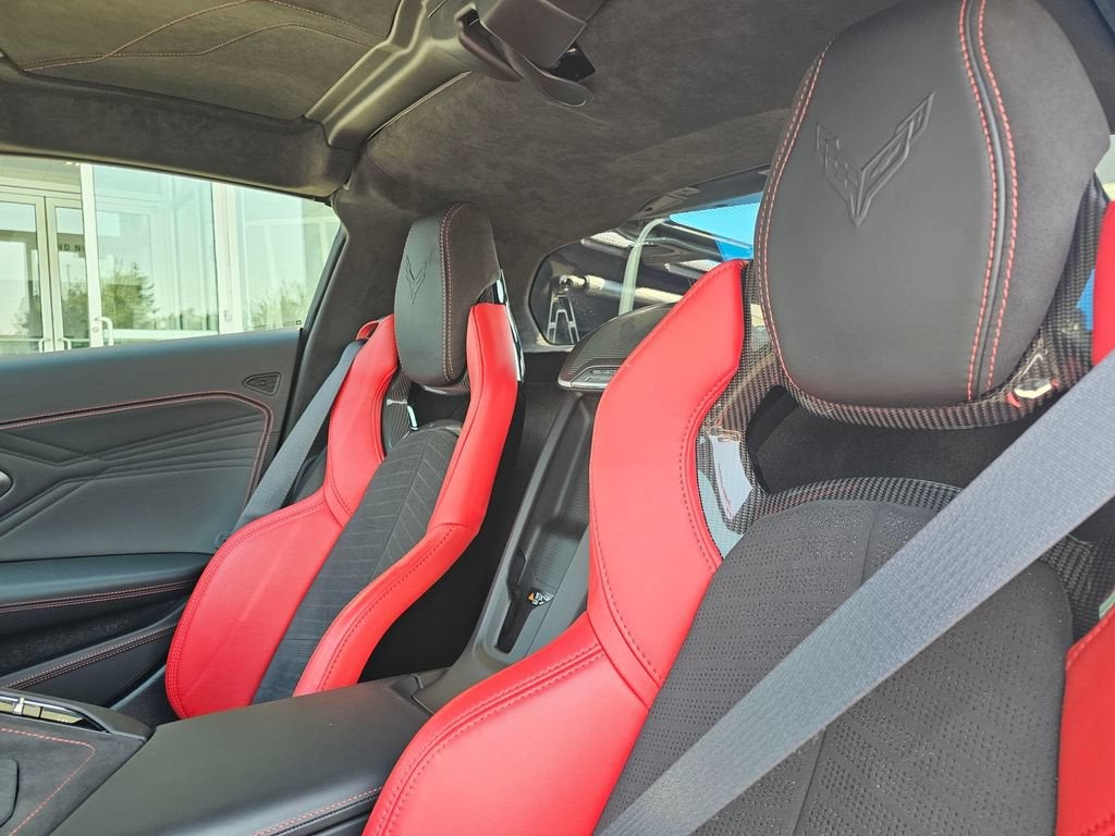 2025 Chevrolet Corvette E-Ray Base
