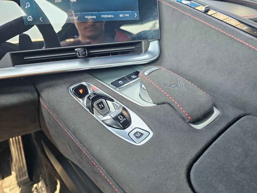 2025 Chevrolet Corvette E-Ray Base