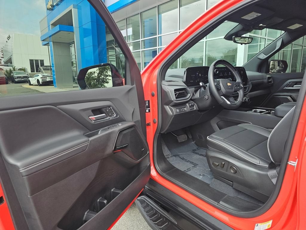 2025 Chevrolet Silverado EV Base