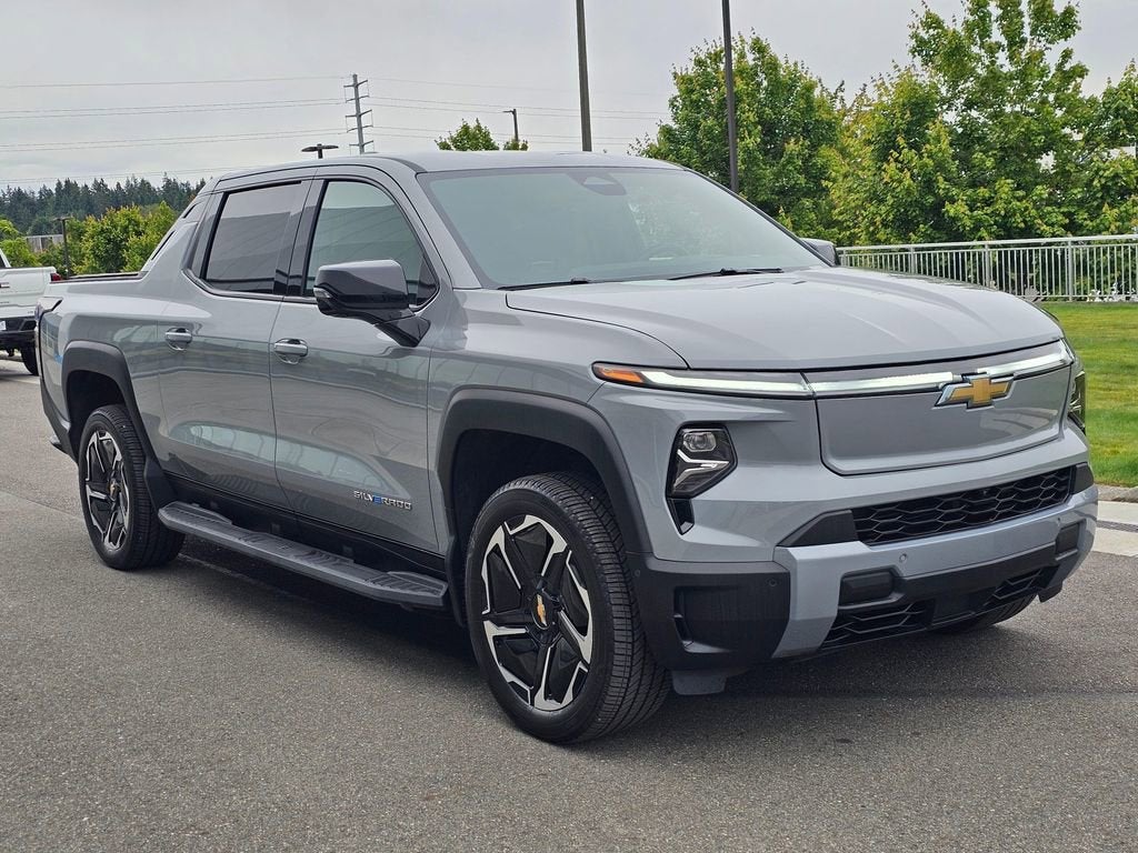 2026 Chevrolet Silverado EV Base