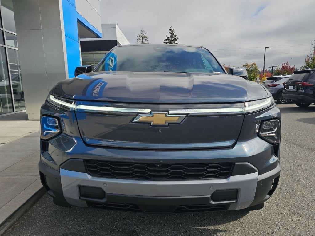 2026 Chevrolet Silverado EV Base