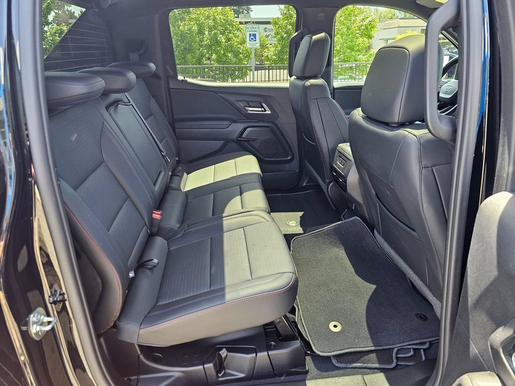 2025 Chevrolet Silverado EV Base
