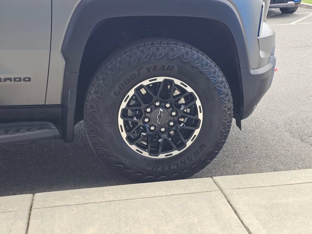 2026 Chevrolet Silverado EV Base