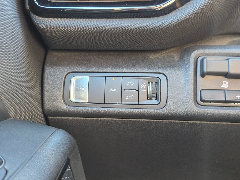 2026 Chevrolet Silverado EV Base