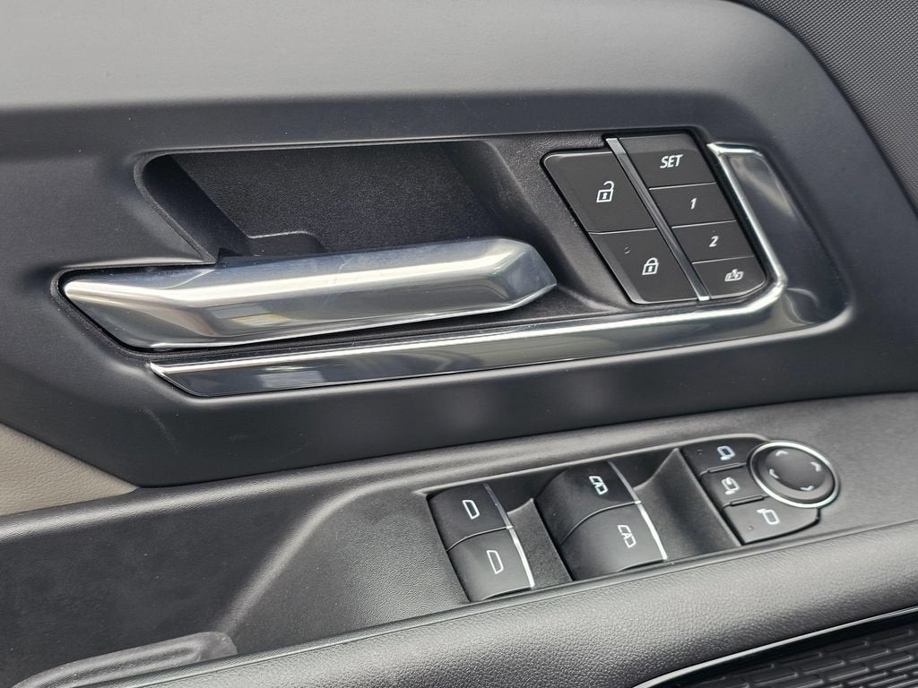 2026 Chevrolet Silverado EV Base