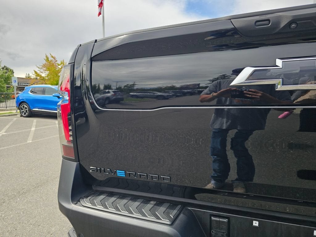 2026 Chevrolet Silverado EV Base