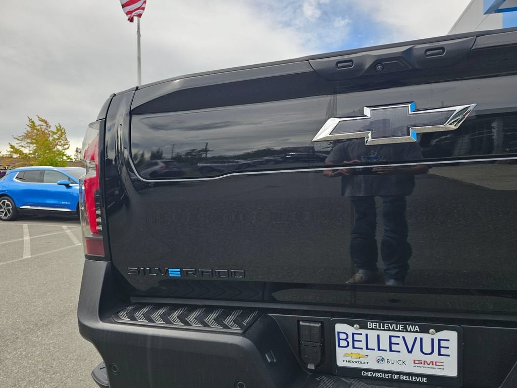 2026 Chevrolet Silverado EV Base