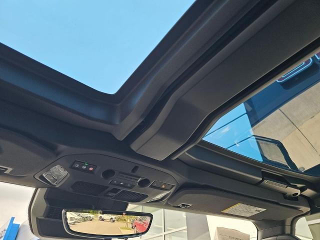 2024 GMC HUMMER EV SUV 3X