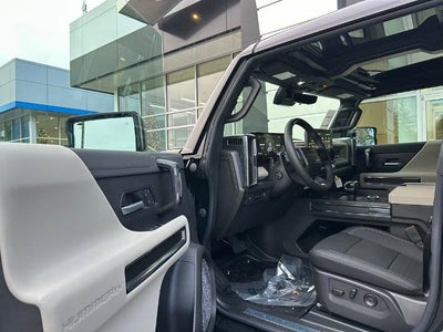 2026 GMC HUMMER EV SUV 2X