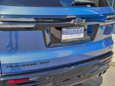 2025 Chevrolet Traverse Base