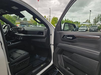2025 Chevrolet Suburban Base
