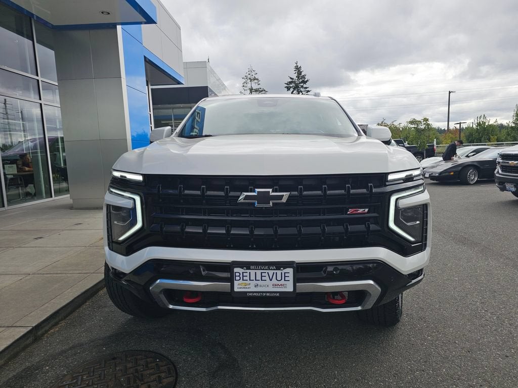 2025 Chevrolet Suburban Base