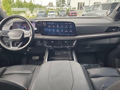 2025 Chevrolet Suburban Base