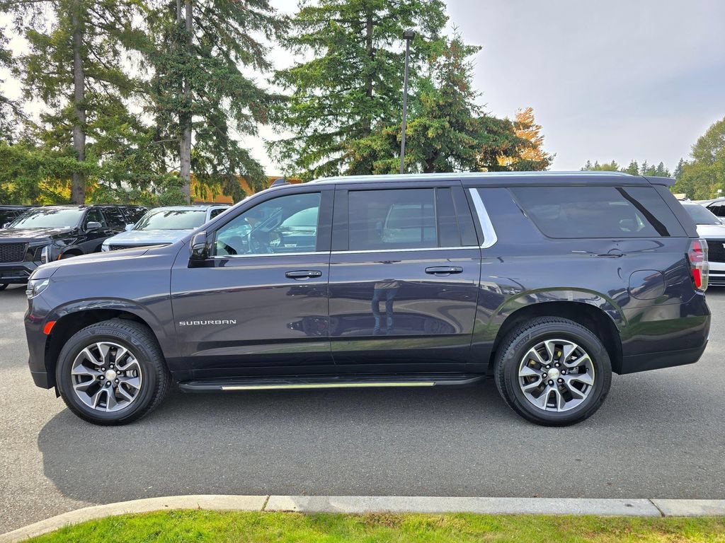 2022 Chevrolet Suburban Base