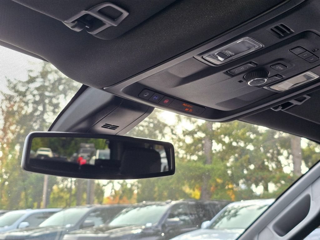 2022 Chevrolet Suburban Base