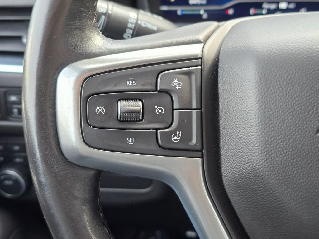 2022 Chevrolet Suburban Base