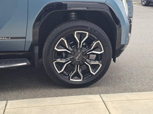 2025 GMC Sierra EV Max Range Denali