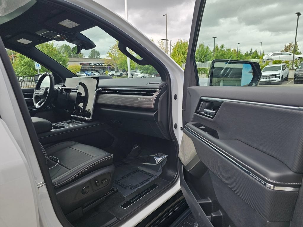 2025 GMC Sierra EV Base