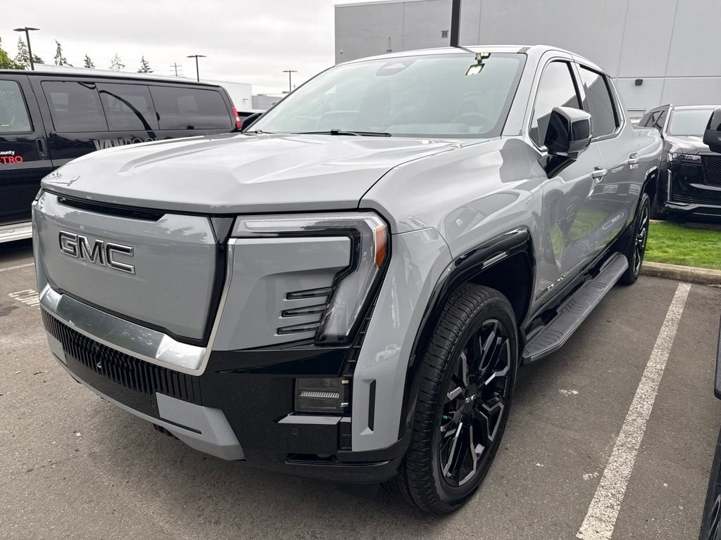 2025 GMC Sierra EV Base