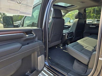 2025 GMC Sierra 3500 HD Denali