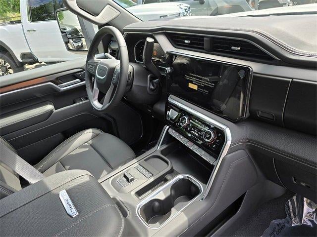 2025 GMC Sierra 3500 HD Denali