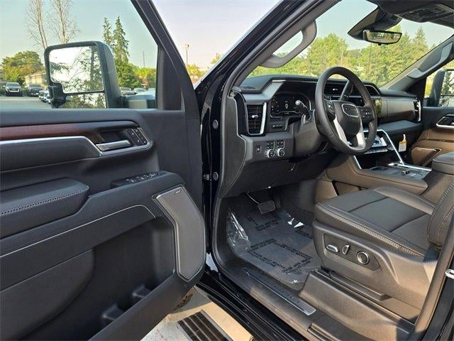 2025 GMC Sierra 3500 HD Denali