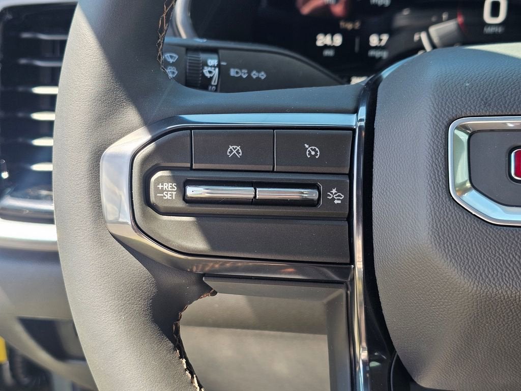 2026 GMC Canyon Base