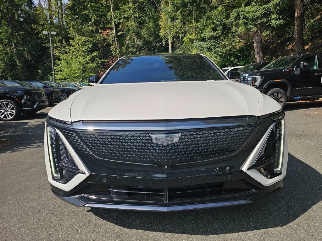 2024 Cadillac LYRIQ Base