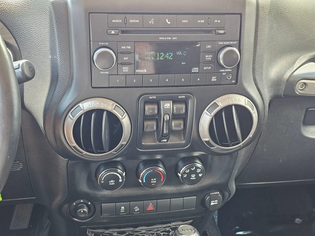 2011 Jeep Wrangler Unlimited Base