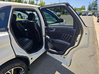 2021 Ford Edge ST