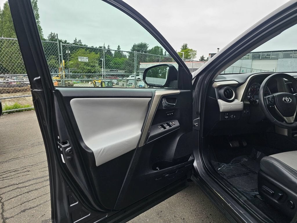 2014 Toyota RAV4 Base