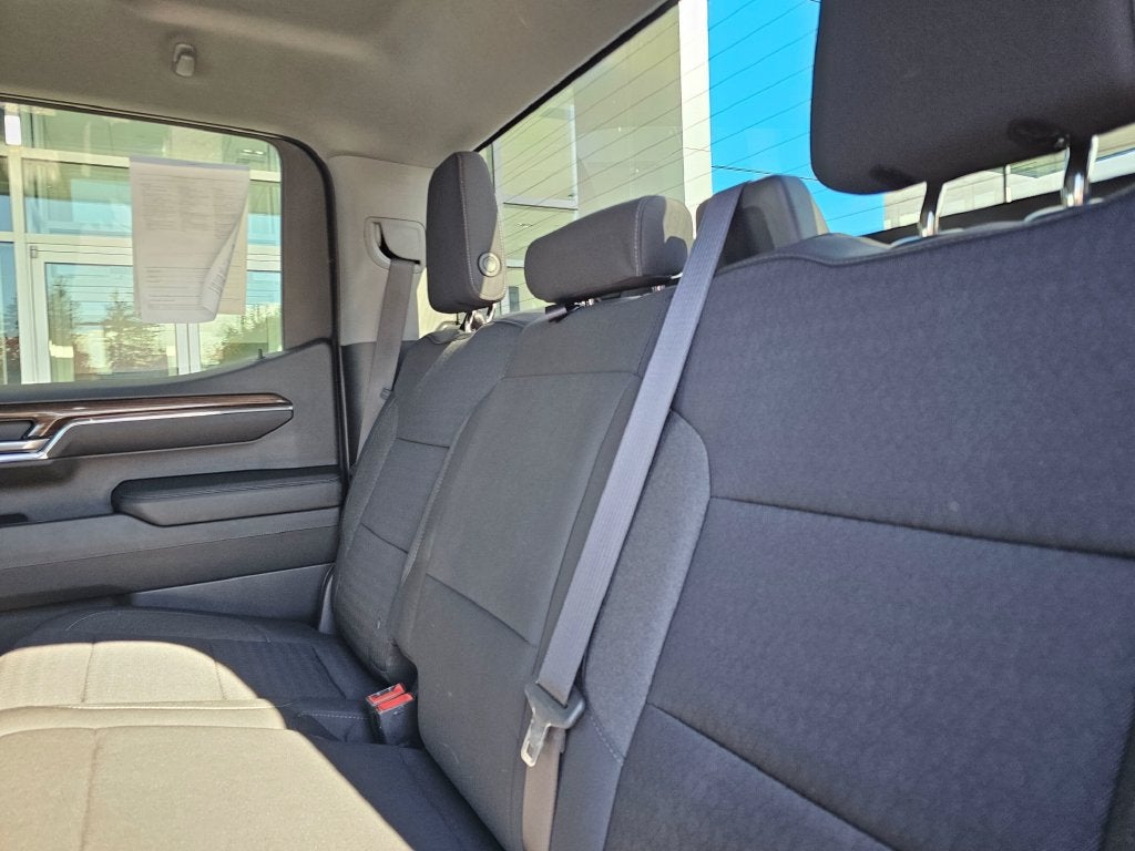 2023 Chevrolet Silverado 1500 Base